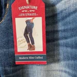 Signature By Levi Strauss